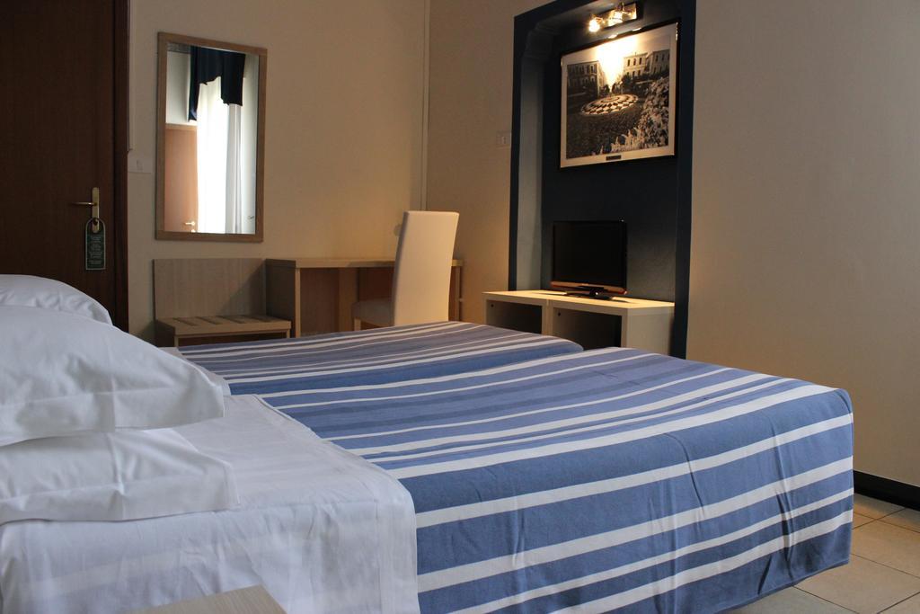 Hotel Villa Igea Diano Marina Room photo