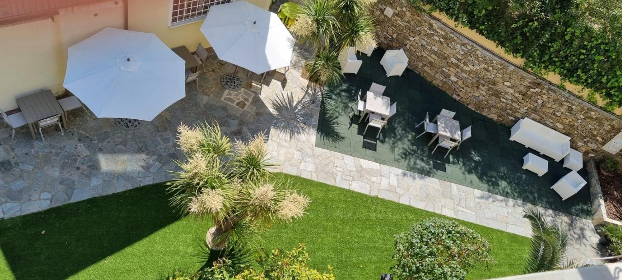 Hotel Villa Igea Diano Marina Exterior photo