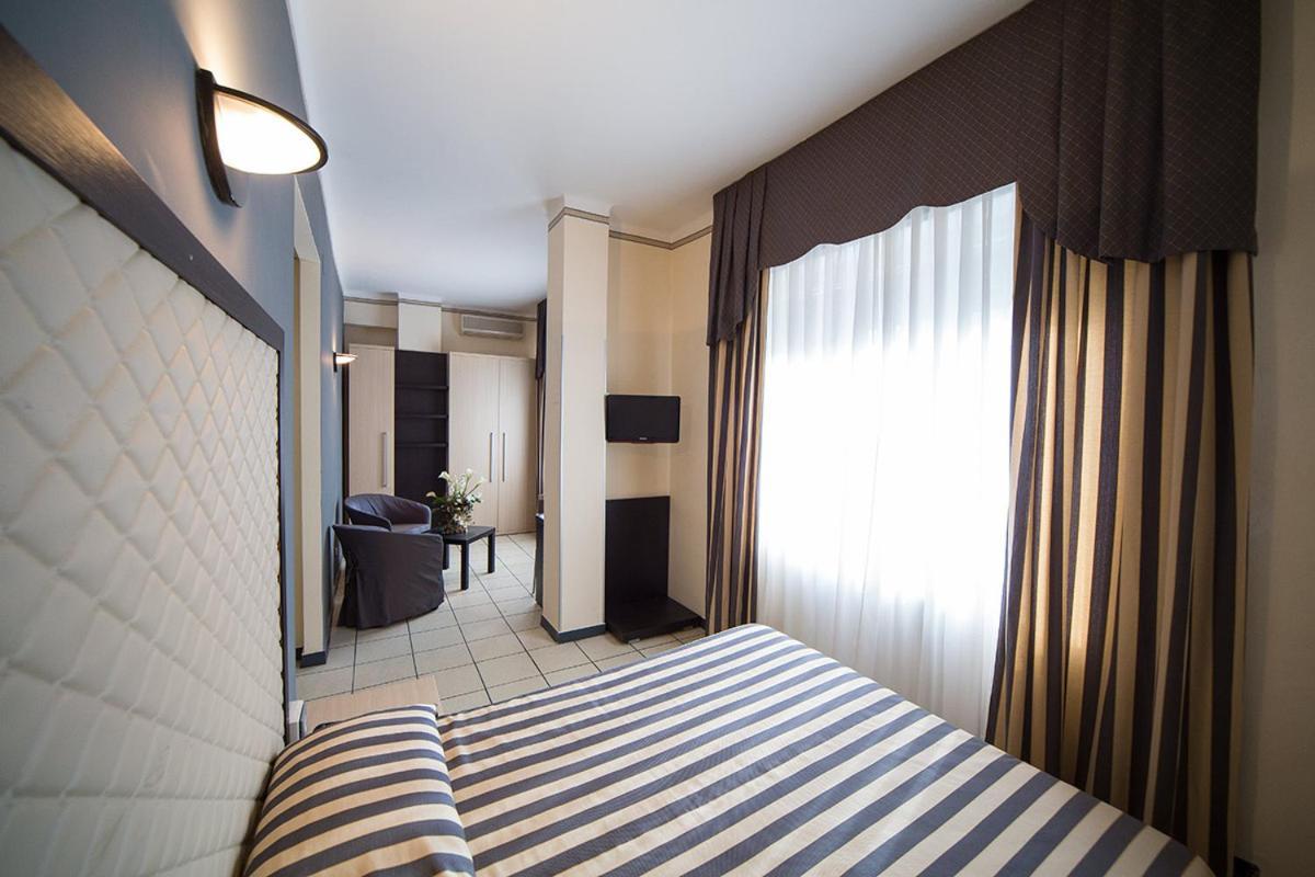 Hotel Villa Igea Diano Marina Exterior photo